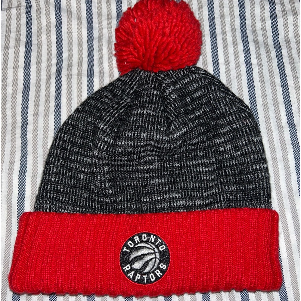 Toronto Raptors winter puffball hat